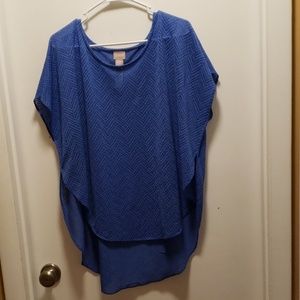 Top sheer to wear over tee or sweater